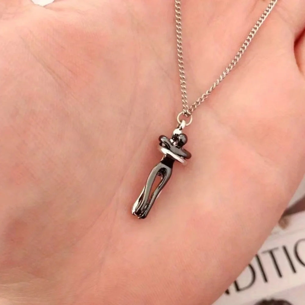 NEW! Elegant Couple Hug Silver & Black Embrace Pendant Necklace. 🫂 B0-30